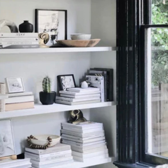 5 Designer Tips <br>for Styling Your Shelves